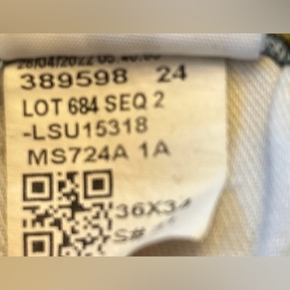 Levi’s 514-1618 Jeans -W 36 L 34 -Zip Up Fly-Light Blue-Straight Leg-Distressed - Picture 12 of 12